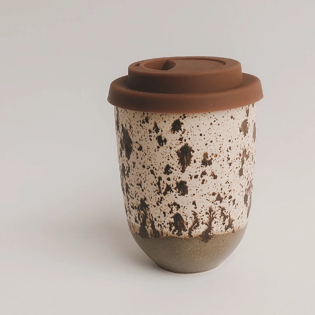 PORCELAIN BOHO TRAVEL TUMBLER BEIGE JIRA CERAMICS - PORCELANOWY BOHO KUBEK TRAVEL BEŻ JIRA CERAMICS