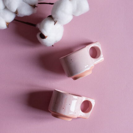 porcelanowa filizanka espresso | espresso porcelain cup | ceramika handmade inspirowana naturą | nordic inspired handmade ceramics | ręcznie robiona ceramika artystyczna | handmade ceramics inspired by the sea | ceramika inspirowana nordyckim wybrzeżem | nordic coastal ceramics | ceramika inspirowana oceanem | ceramics inspired by northern landscapes | unikatowa ceramika handmade | slow design handmade ceramics | ceramika z naturalną fakturą | textured handmade ceramics | ceramika użytkowa handmade | functional handmade ceramics | ceramika inspirowana lofotami | nordic sea inspired ceramics | nowa kolekcja ceramiki handmade | artisanal ceramic collection | ceramika z duszą | ceramics made slowly by hand | pantone cloud dancer | vogue living