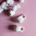 porcelanowa filizanka espresso | espresso porcelain cup | ceramika handmade inspirowana naturą | nordic inspired handmade ceramics | ręcznie robiona ceramika artystyczna | handmade ceramics inspired by the sea | ceramika inspirowana nordyckim wybrzeżem | nordic coastal ceramics | ceramika inspirowana oceanem | ceramics inspired by northern landscapes | unikatowa ceramika handmade | slow design handmade ceramics | ceramika z naturalną fakturą | textured handmade ceramics | ceramika użytkowa handmade | functional handmade ceramics | ceramika inspirowana lofotami | nordic sea inspired ceramics | nowa kolekcja ceramiki handmade | artisanal ceramic collection | ceramika z duszą | ceramics made slowly by hand | pantone cloud dancer | vogue living