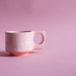 porcelanowa filizanka espresso | espresso porcelain cup | ceramika handmade inspirowana naturą | nordic inspired handmade ceramics | ręcznie robiona ceramika artystyczna | handmade ceramics inspired by the sea | ceramika inspirowana nordyckim wybrzeżem | nordic coastal ceramics | ceramika inspirowana oceanem | ceramics inspired by northern landscapes | unikatowa ceramika handmade | slow design handmade ceramics | ceramika z naturalną fakturą | textured handmade ceramics | ceramika użytkowa handmade | functional handmade ceramics | ceramika inspirowana lofotami | nordic sea inspired ceramics | nowa kolekcja ceramiki handmade | artisanal ceramic collection | ceramika z duszą | ceramics made slowly by hand | pantone cloud dancer | vogue living