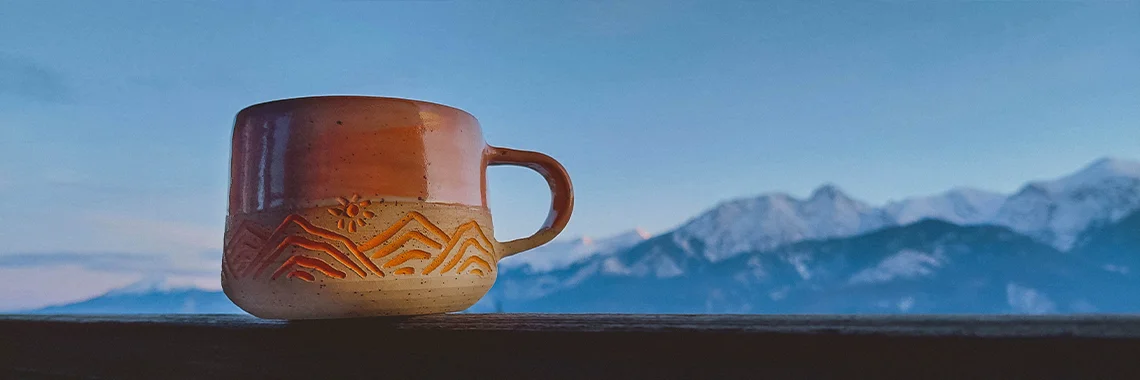 cotton candy sky | ceramika handmade inspirowana naturą | nordic inspired handmade ceramics | ręcznie robiona ceramika artystyczna | handmade ceramics inspired by the sea | ceramika inspirowana nordyckim wybrzeżem | nordic coastal ceramics | ceramika inspirowana oceanem | ceramics inspired by northern landscapes | unikatowa ceramika handmade | slow design handmade ceramics | ceramika z naturalną fakturą | textured handmade ceramics | ceramika użytkowa handmade | functional handmade ceramics | ceramika inspirowana lofotami | nordic sea inspired ceramics | nowa kolekcja ceramiki handmade | artisanal ceramic collection | ceramika z duszą | ceramics made slowly by hand