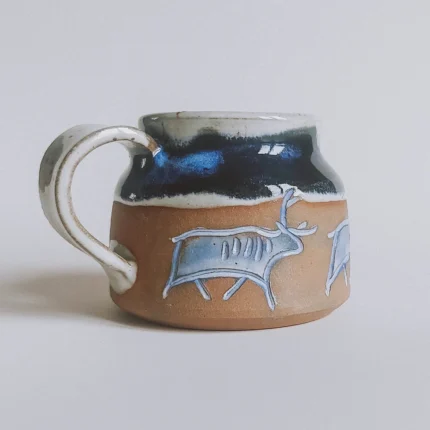 ceramika handmade inspirowana naturą | nordic inspired handmade ceramics | ręcznie robiona ceramika artystyczna | handmade ceramics inspired by the sea | ceramika inspirowana nordyckim wybrzeżem | nordic coastal ceramics | ceramika inspirowana oceanem | ceramics inspired by northern landscapes | unikatowa ceramika handmade | slow design handmade ceramics | ceramika z naturalną fakturą | textured handmade ceramics | ceramika użytkowa handmade | functional handmade ceramics | ceramika inspirowana lofotami | nordic sea inspired ceramics | nowa kolekcja ceramiki handmade | artisanal ceramic collection | ceramika z duszą | ceramics made slowly by hand