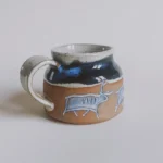 ceramika handmade inspirowana naturą | nordic inspired handmade ceramics | ręcznie robiona ceramika artystyczna | handmade ceramics inspired by the sea | ceramika inspirowana nordyckim wybrzeżem | nordic coastal ceramics | ceramika inspirowana oceanem | ceramics inspired by northern landscapes | unikatowa ceramika handmade | slow design handmade ceramics | ceramika z naturalną fakturą | textured handmade ceramics | ceramika użytkowa handmade | functional handmade ceramics | ceramika inspirowana lofotami | nordic sea inspired ceramics | nowa kolekcja ceramiki handmade | artisanal ceramic collection | ceramika z duszą | ceramics made slowly by hand