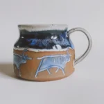 ceramika handmade inspirowana naturą | nordic inspired handmade ceramics | ręcznie robiona ceramika artystyczna | handmade ceramics inspired by the sea | ceramika inspirowana nordyckim wybrzeżem | nordic coastal ceramics | ceramika inspirowana oceanem | ceramics inspired by northern landscapes | unikatowa ceramika handmade | slow design handmade ceramics | ceramika z naturalną fakturą | textured handmade ceramics | ceramika użytkowa handmade | functional handmade ceramics | ceramika inspirowana lofotami | nordic sea inspired ceramics | nowa kolekcja ceramiki handmade | artisanal ceramic collection | ceramika z duszą | ceramics made slowly by hand