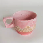 cotton-candy-sky-mountains-porcelain-handmade-cup-jira-ceramics-porcelanowa-filizanka-handmade-gory-slow-made-ceramika-handmade-recznierzezbiona