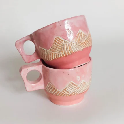 cotton-candy-sky-mountains-porcelain-handmade-cup-jira-ceramics-porcelanowa-filizanka-handmade-gory-slow-made-ceramika-handmade-recznierzezbiona